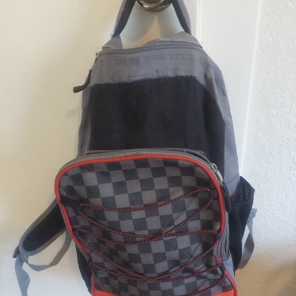 Black and Grey checkered Backpack - Picture 3 of 3